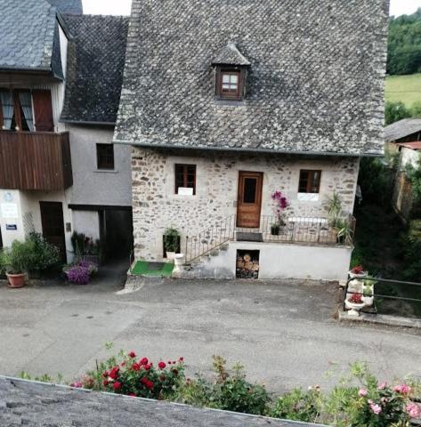 Bed and Breakfast Le Fidele Saint-Chamant Exteriér fotografie