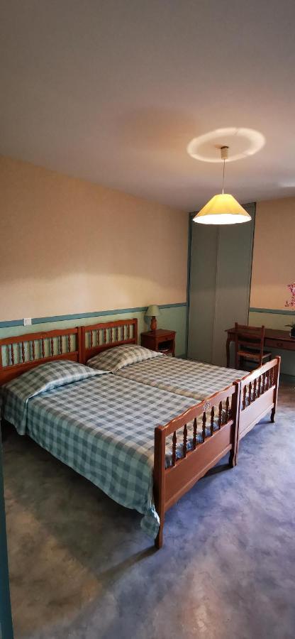 Bed and Breakfast Le Fidele Saint-Chamant Exteriér fotografie