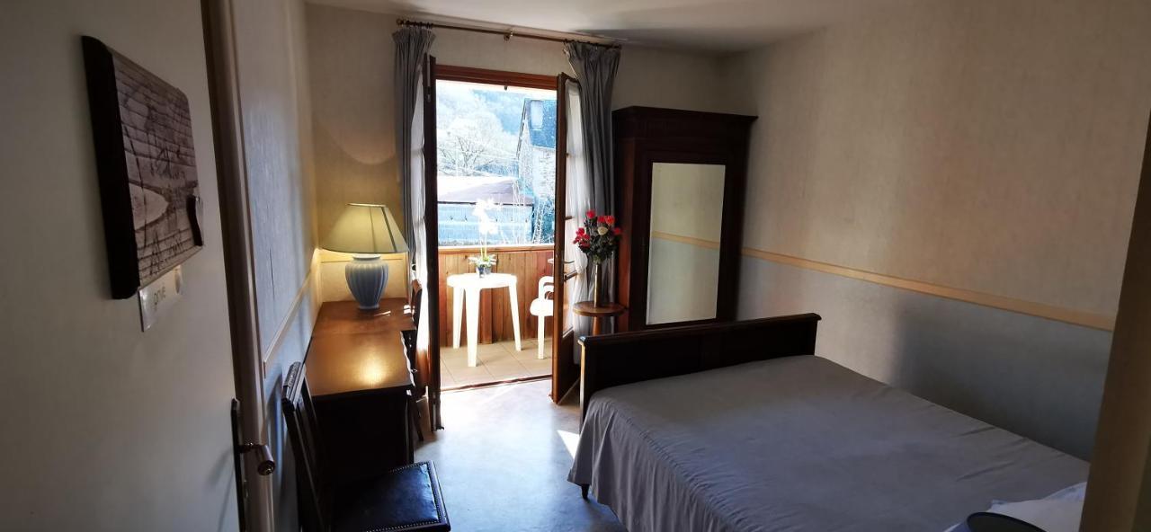 Bed and Breakfast Le Fidele Saint-Chamant Exteriér fotografie
