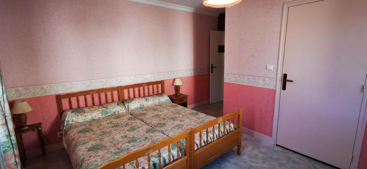 Bed and Breakfast Le Fidele Saint-Chamant Exteriér fotografie